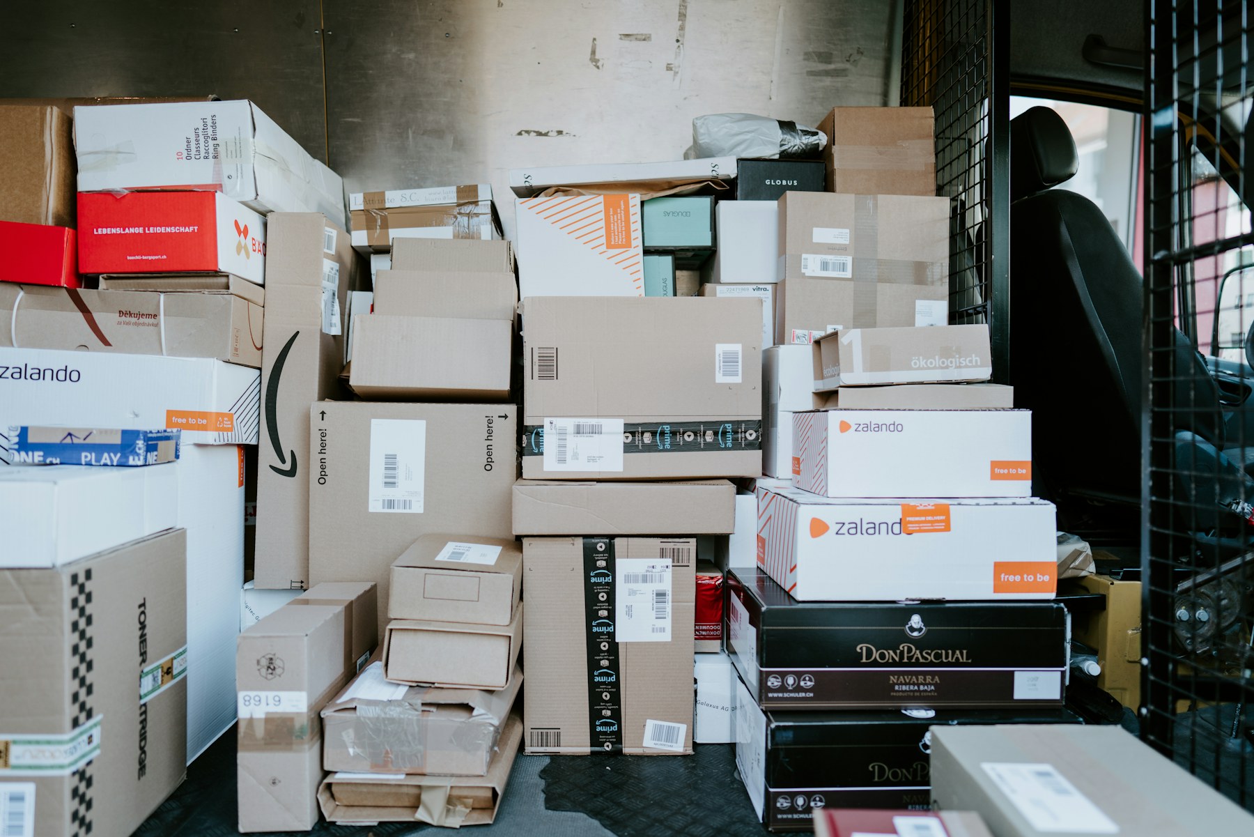 7 Red Flags to Watch Out For When Hiring Local Moving Companies
